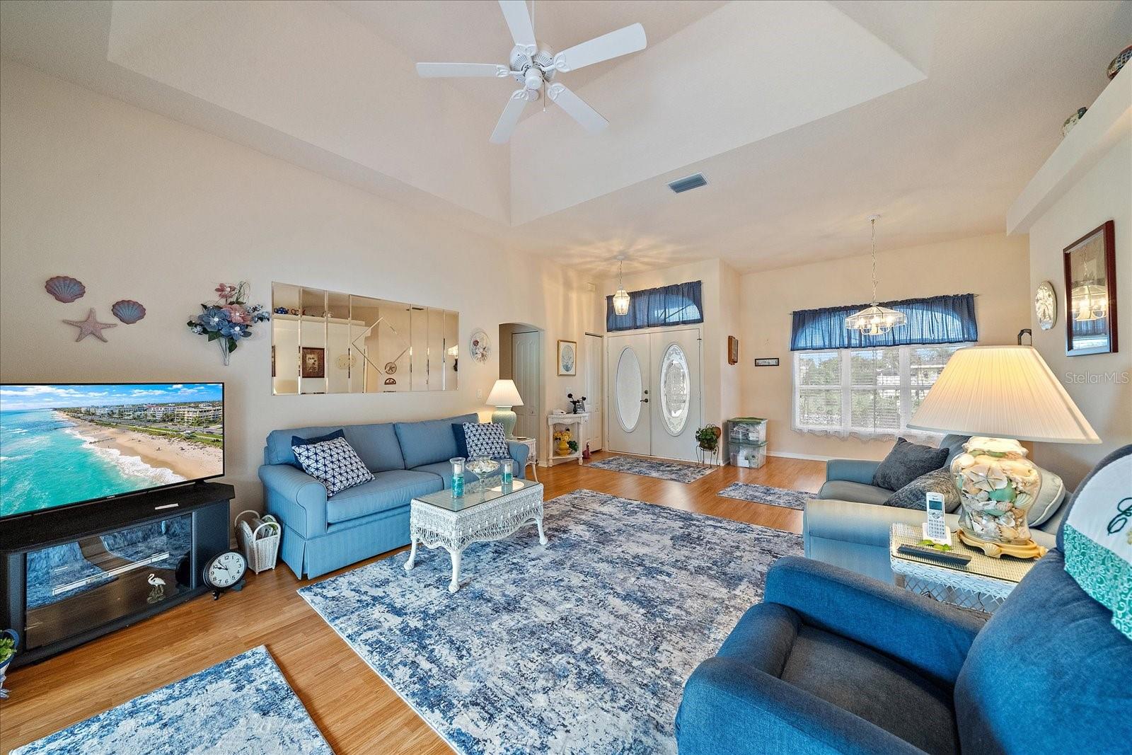 VENICE EAST 3RD ADD - Residential