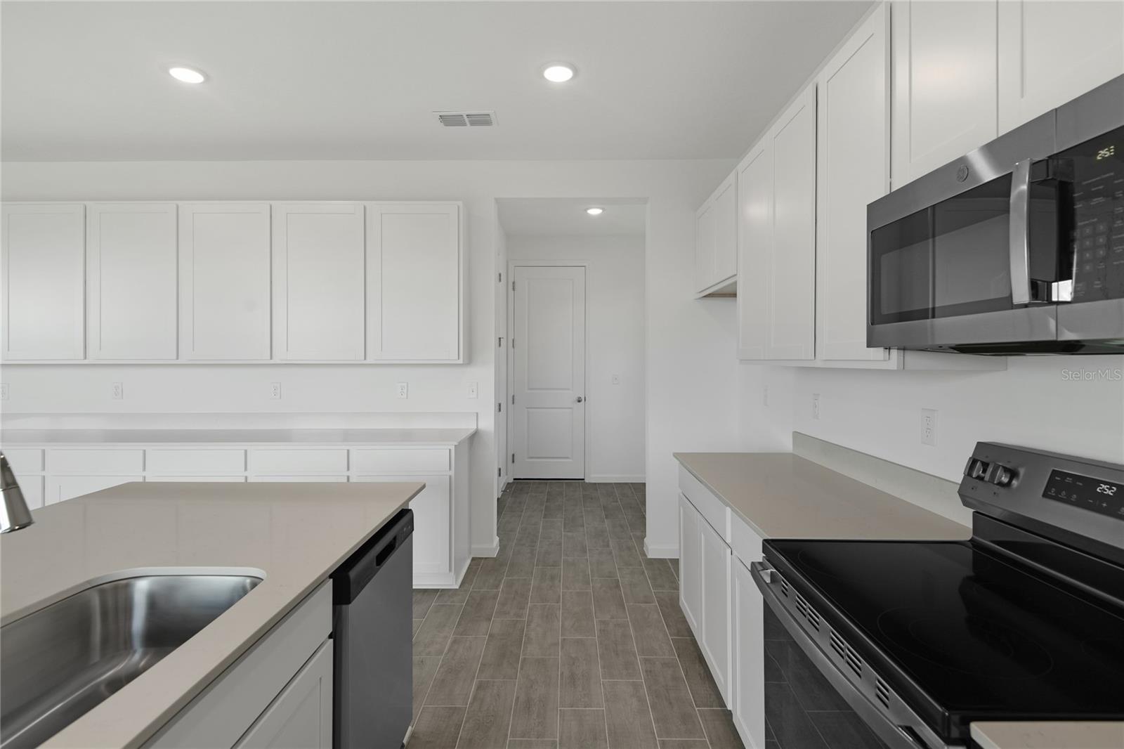 SEASONS AT BELLA VISTA - Residential