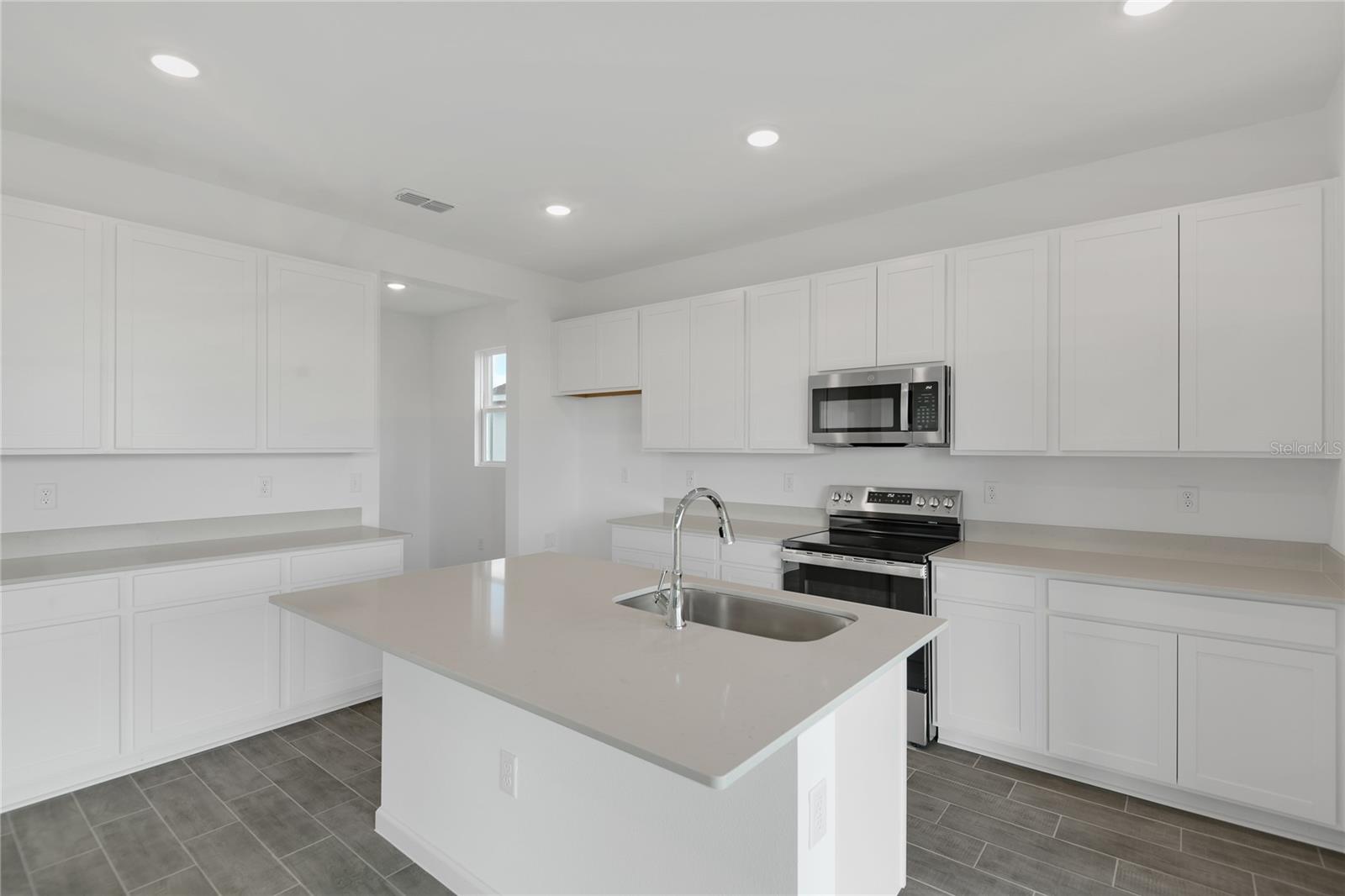 SEASONS AT BELLA VISTA - Residential