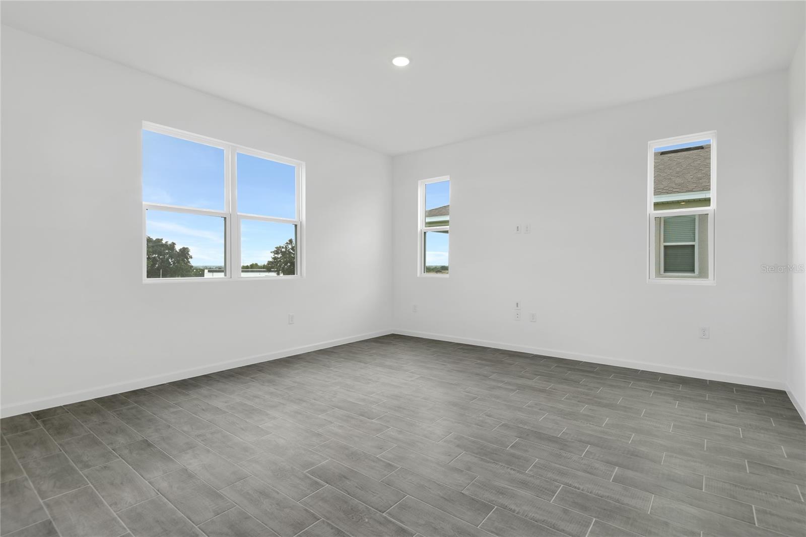 SEASONS AT BELLA VISTA - Residential