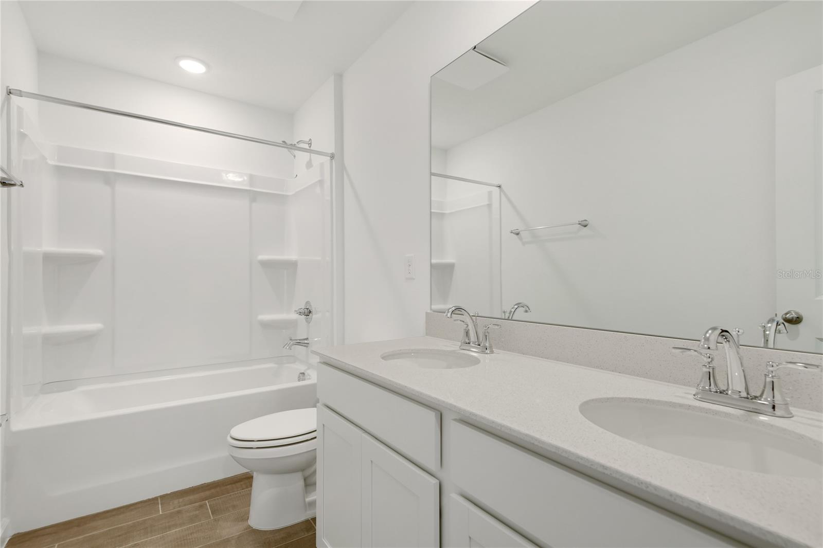 SEASONS AT BELLA VISTA - Residential