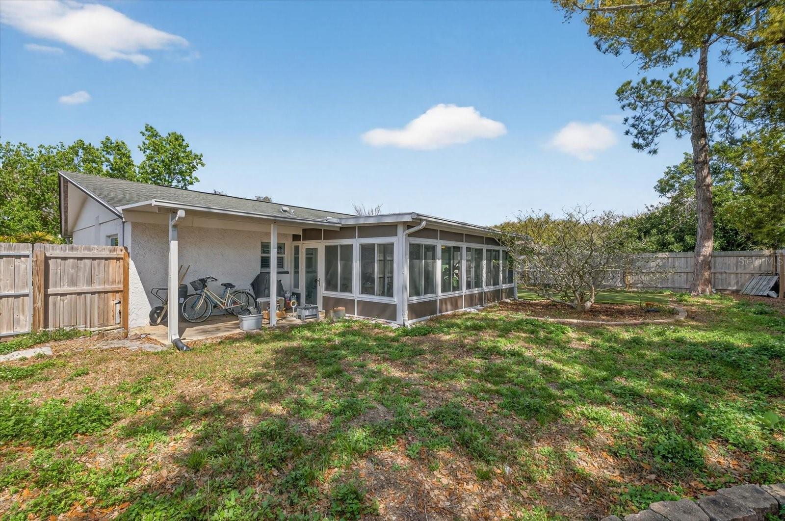 PIPERS GLEN - Residential