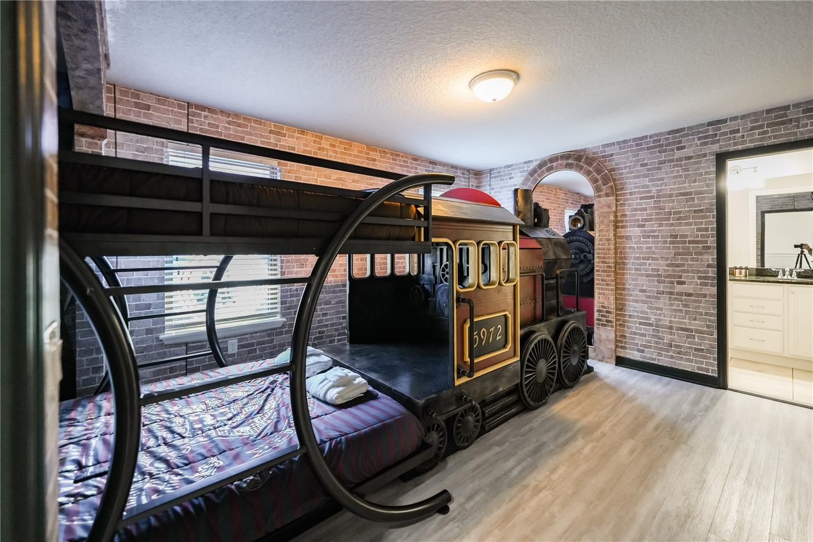 WINDSOR/WESTSIDE, WINDSOR AT WESTSIDE - Residential