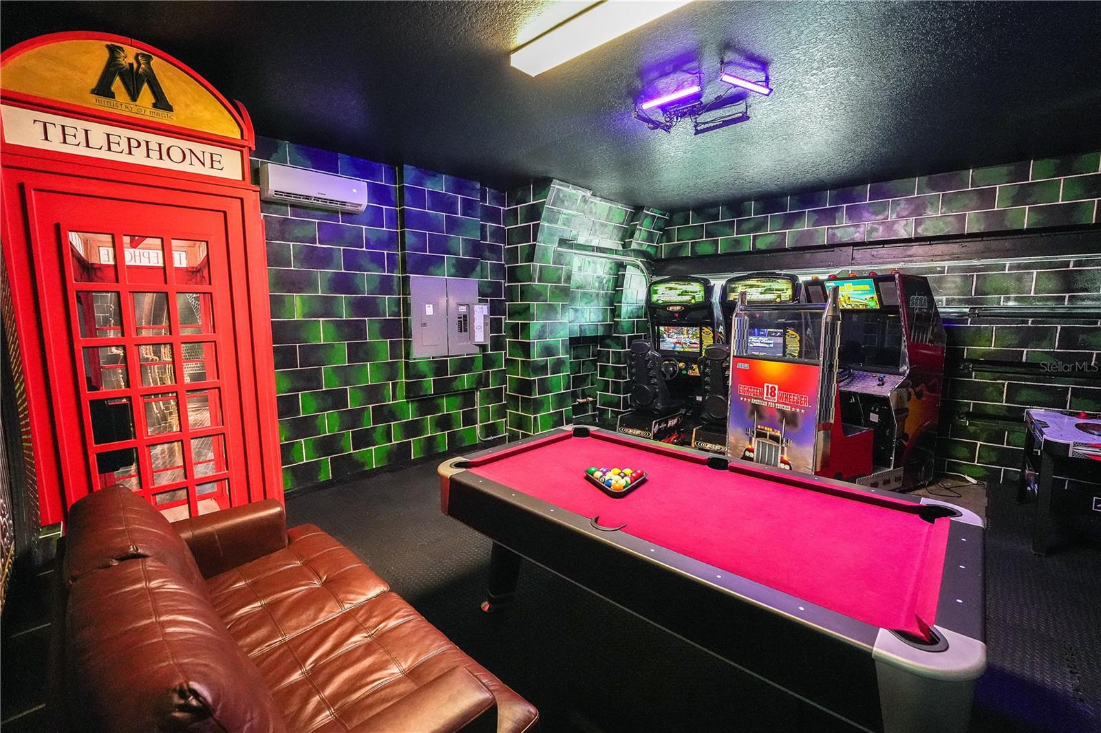 WINDSOR/WESTSIDE, WINDSOR AT WESTSIDE - Residential