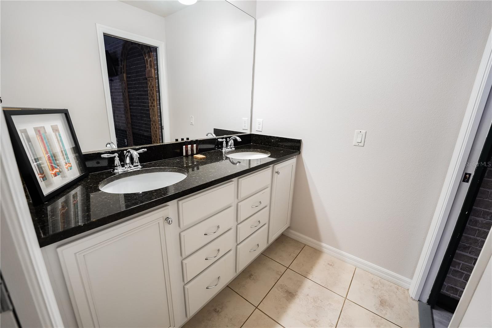 WINDSOR/WESTSIDE, WINDSOR AT WESTSIDE - Residential