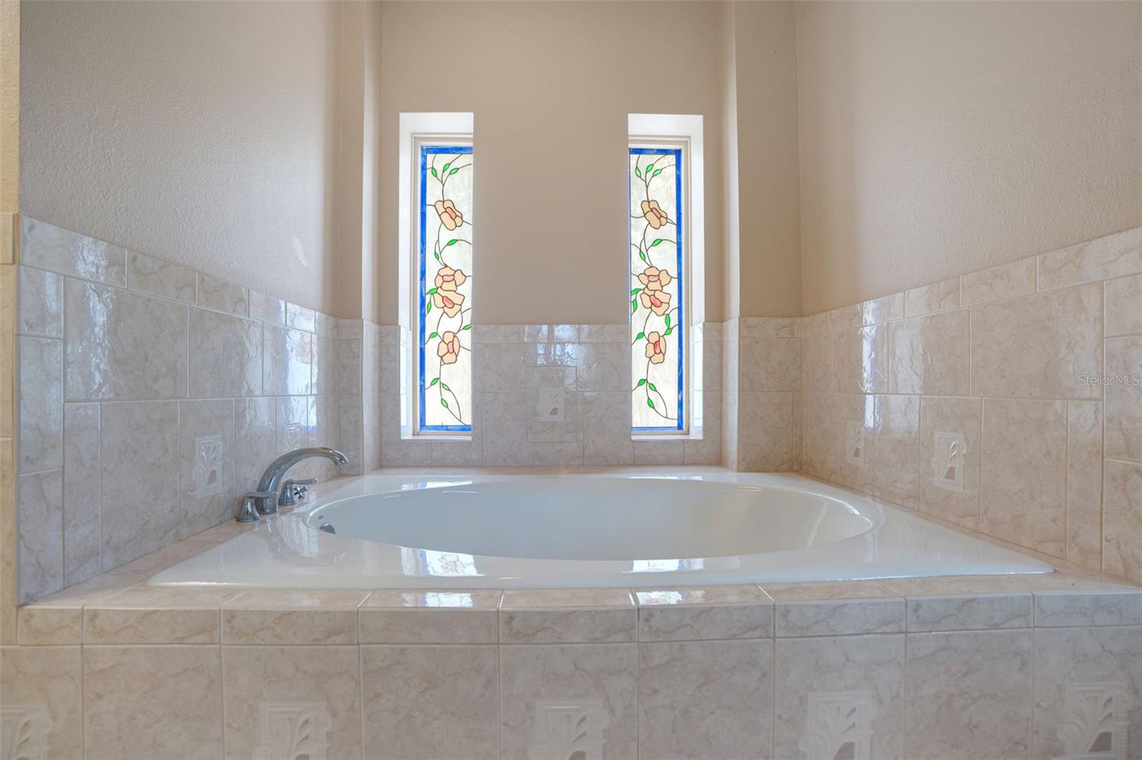 RAVENWOOD - Residential