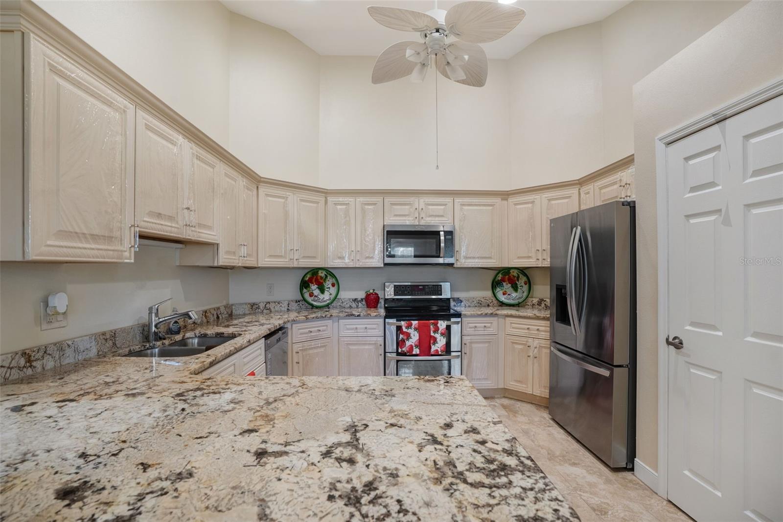 RAVENWOOD - Residential