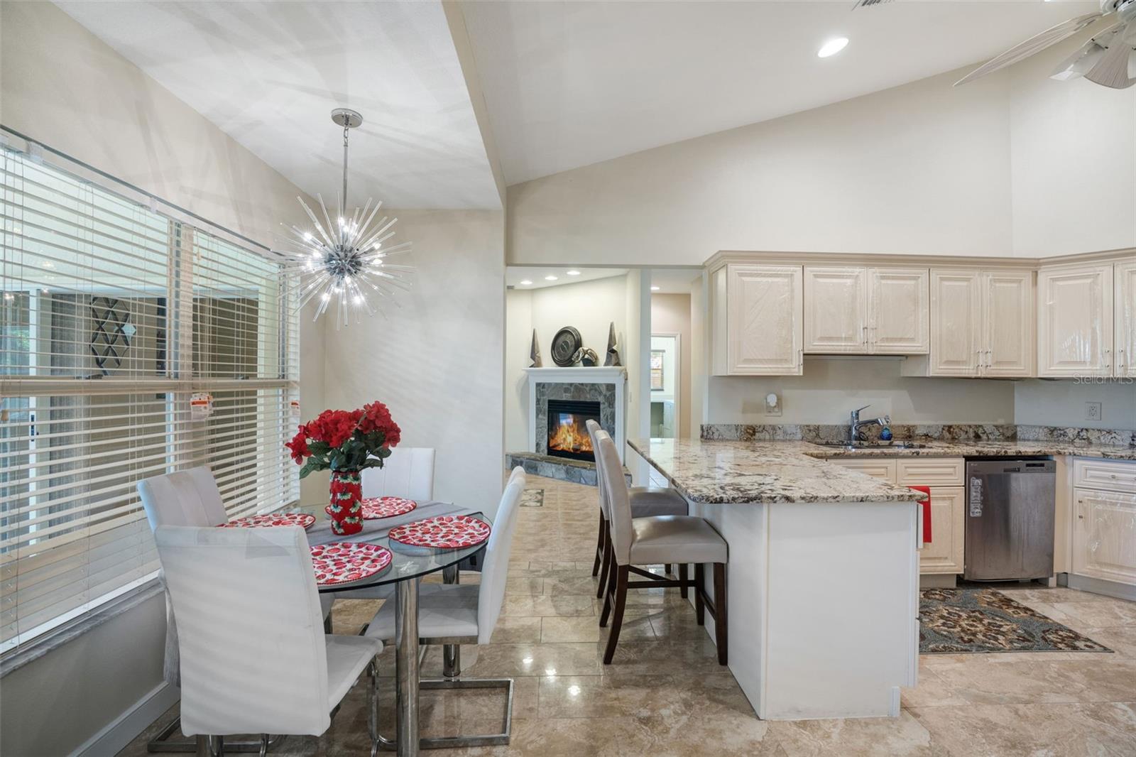 RAVENWOOD - Residential