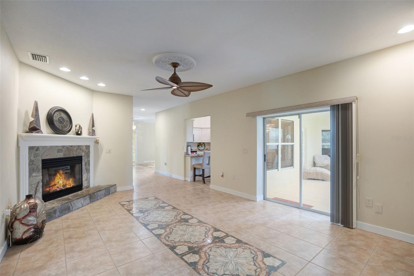 RAVENWOOD - Residential