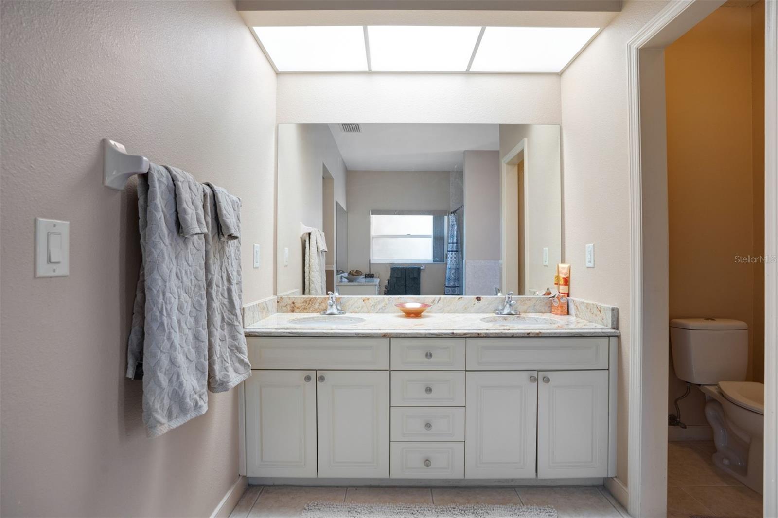 RAVENWOOD - Residential