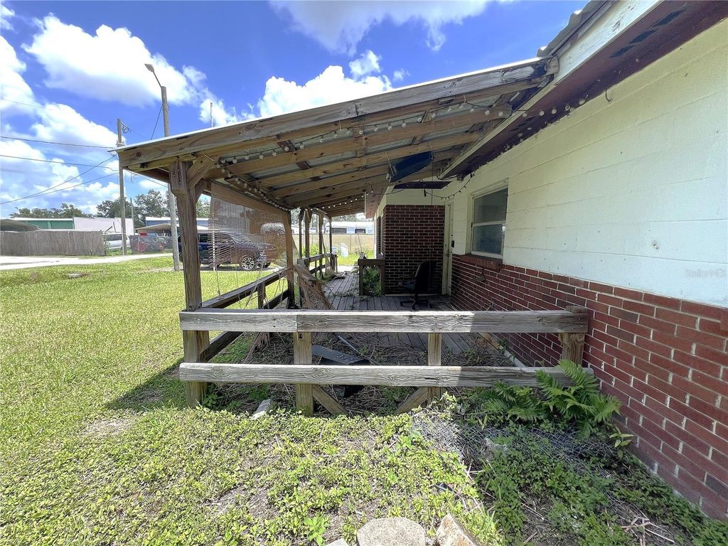 Photo of 3502 Liles Lane, Plant City, FL 33563 (MLS # W7877386)