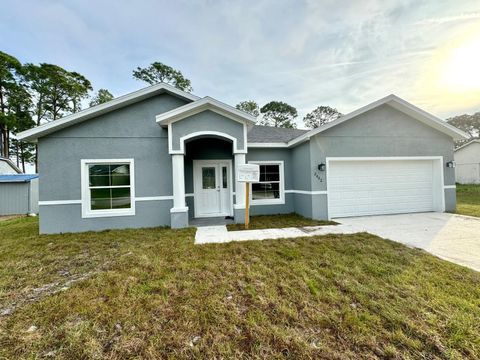 A home in DELTONA