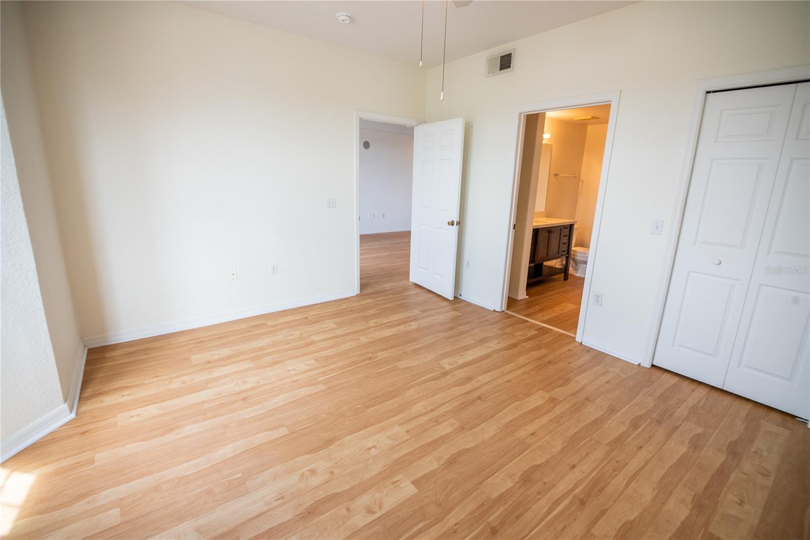 HAMPTONS/METROWEST - Residential