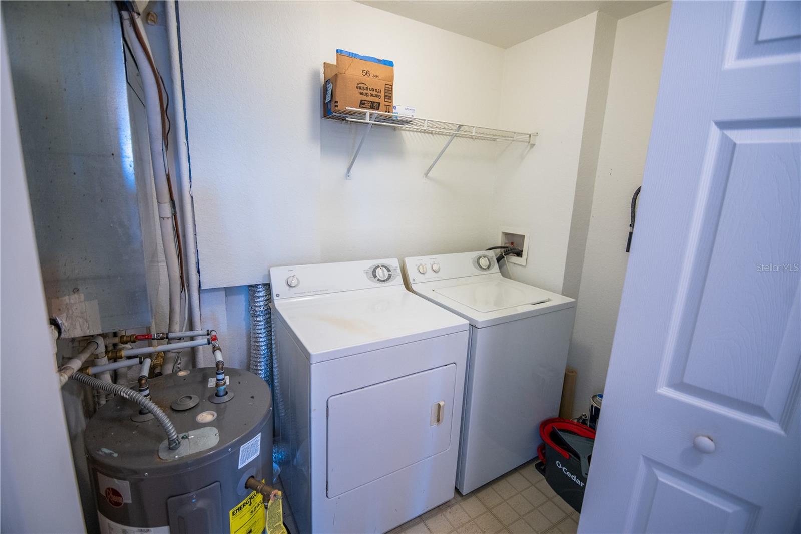 HAMPTONS/METROWEST - Residential