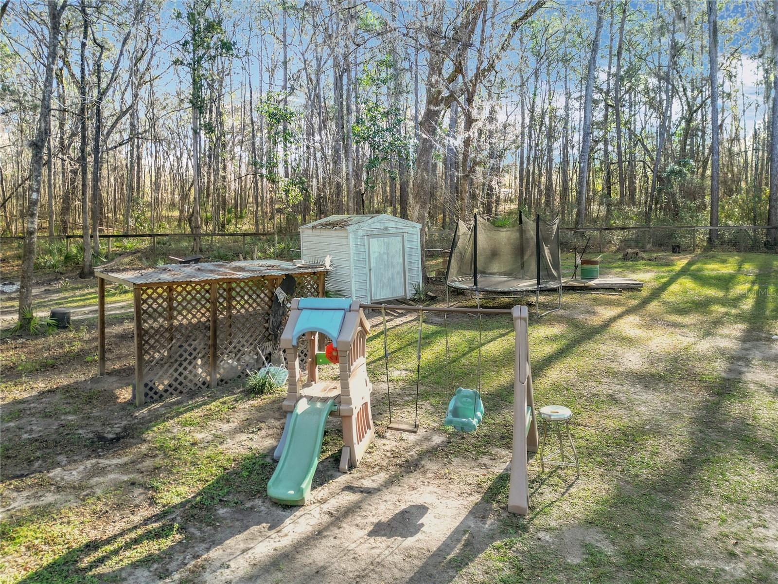 WOODLAND GLEN - Residential