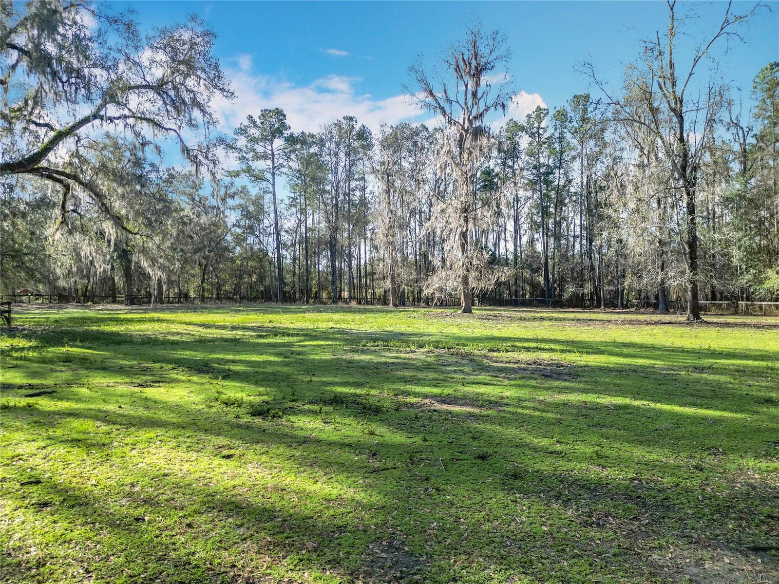 WOODLAND GLEN - Residential