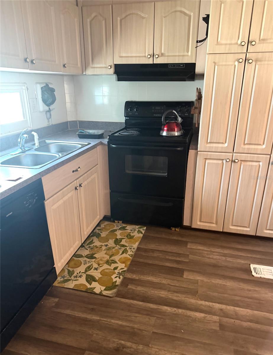 Photo of 12106 Cartwright Drive, Hudson, FL 34667 (MLS # W7890629)