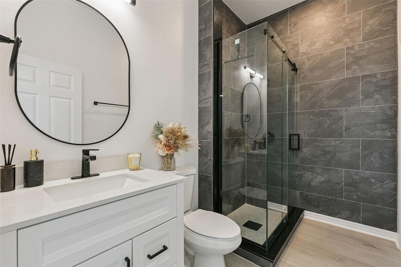 AVALON LAKES PH 02 VLGS E & H - Residential