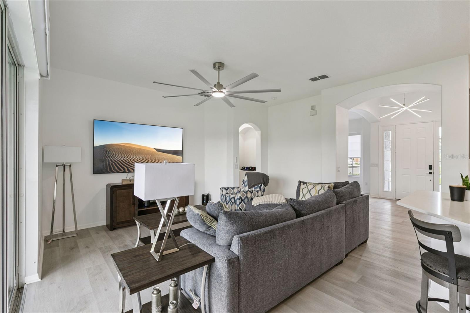 AVALON LAKES PH 02 VLGS E & H - Residential