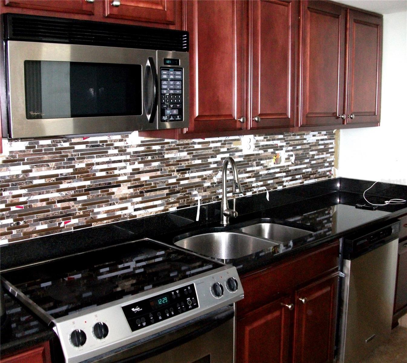 OCEAN RITZ DAYTONA - Residential Lease