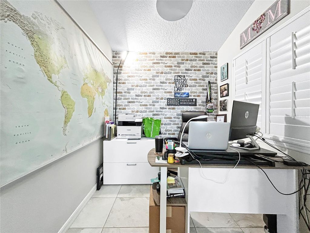 Photo of 909 Augusta National Boulevard, Winter Springs, FL 32708 (MLS # O6363116)