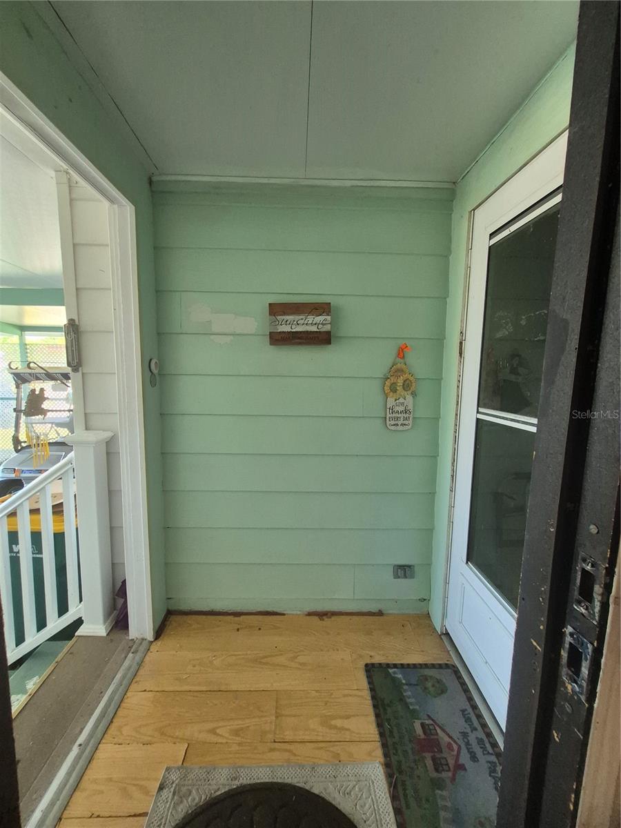 TAVARES FOX RUN MOBILE HOME - Residential