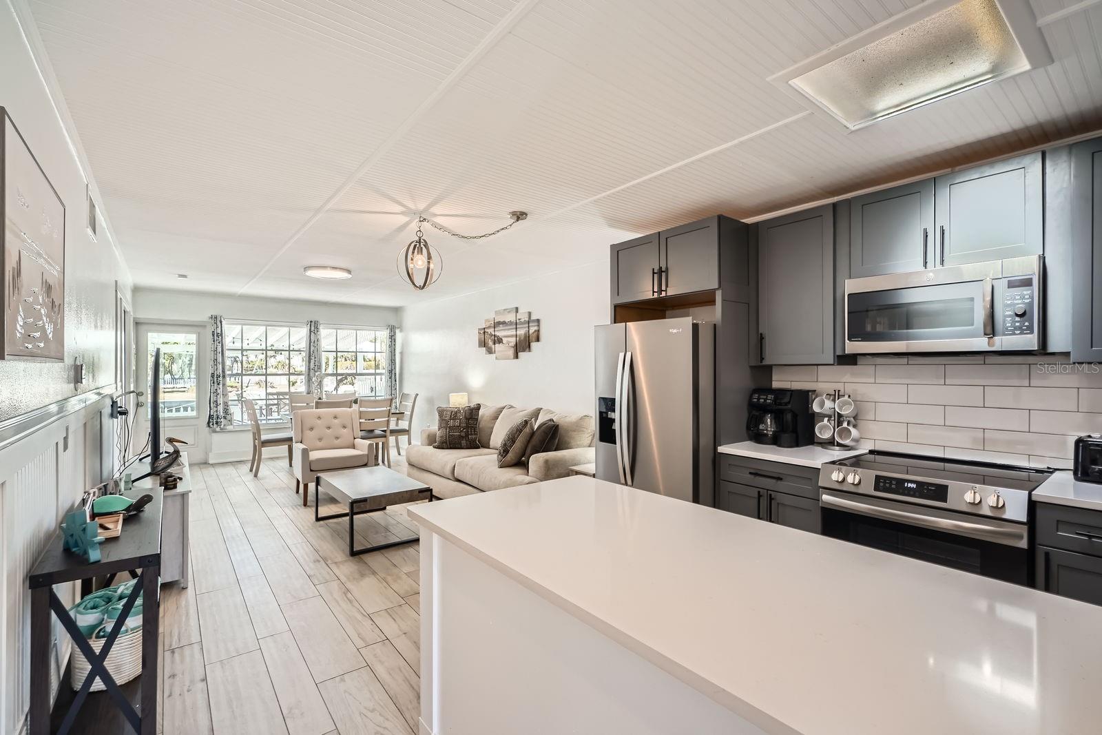 28 SEASIDE COURT