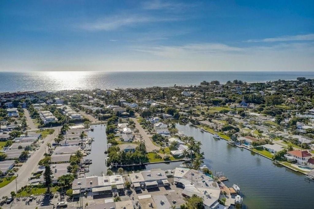 Photo of 28 Seaside Court, Holmes Beach, FL 34217 (MLS # TB8386270)