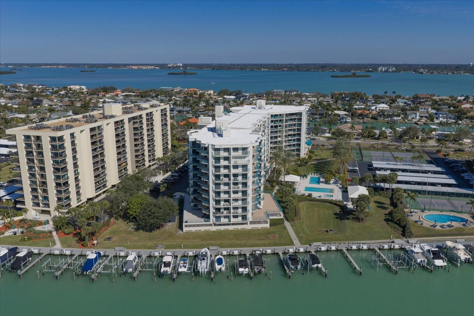 SUNWATCH ON ISLAND ESTATES - Residential