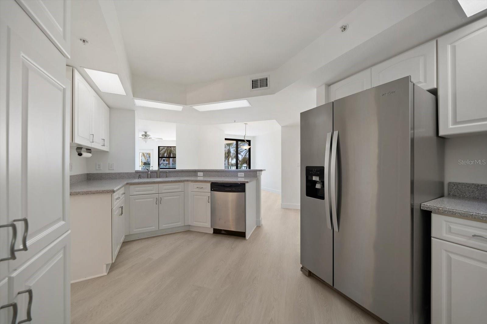 SUNWATCH ON ISLAND ESTATES - Residential