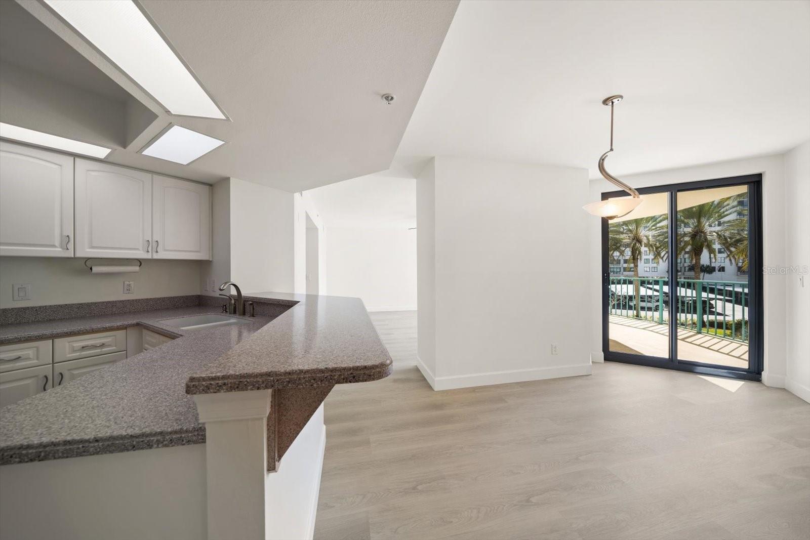 SUNWATCH ON ISLAND ESTATES - Residential