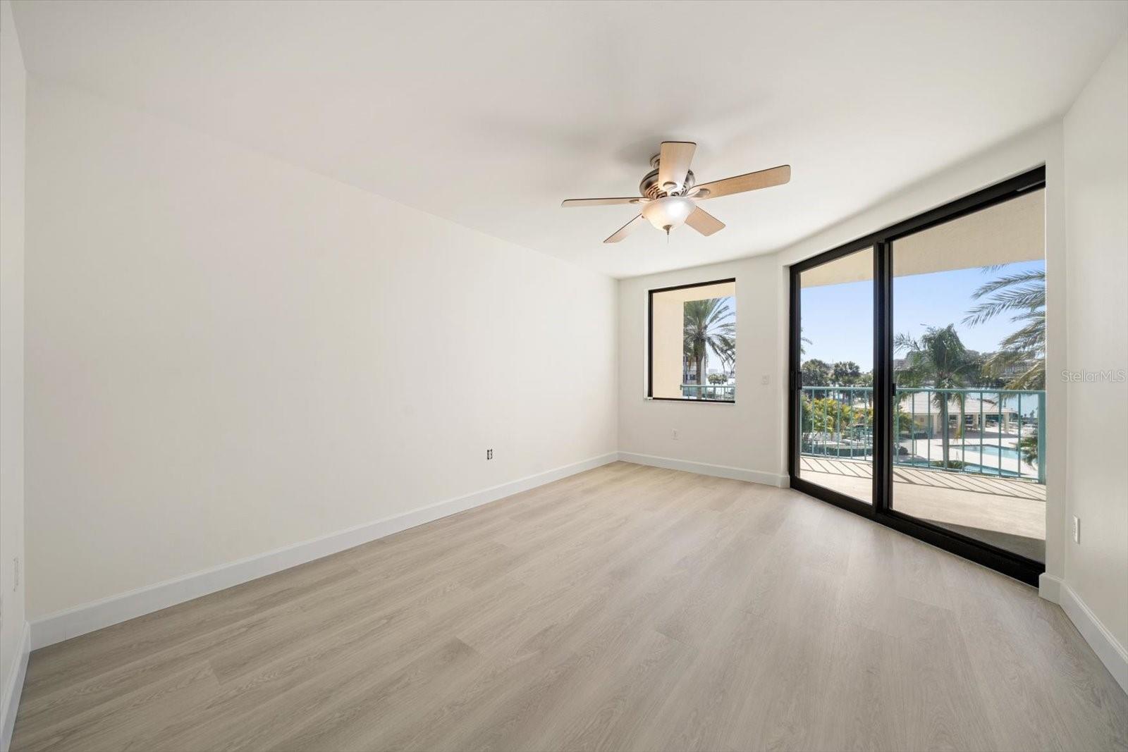 SUNWATCH ON ISLAND ESTATES - Residential