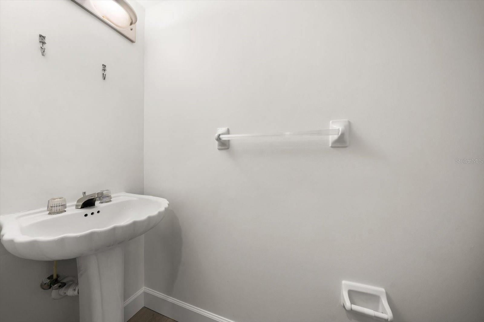 SUNWATCH ON ISLAND ESTATES - Residential