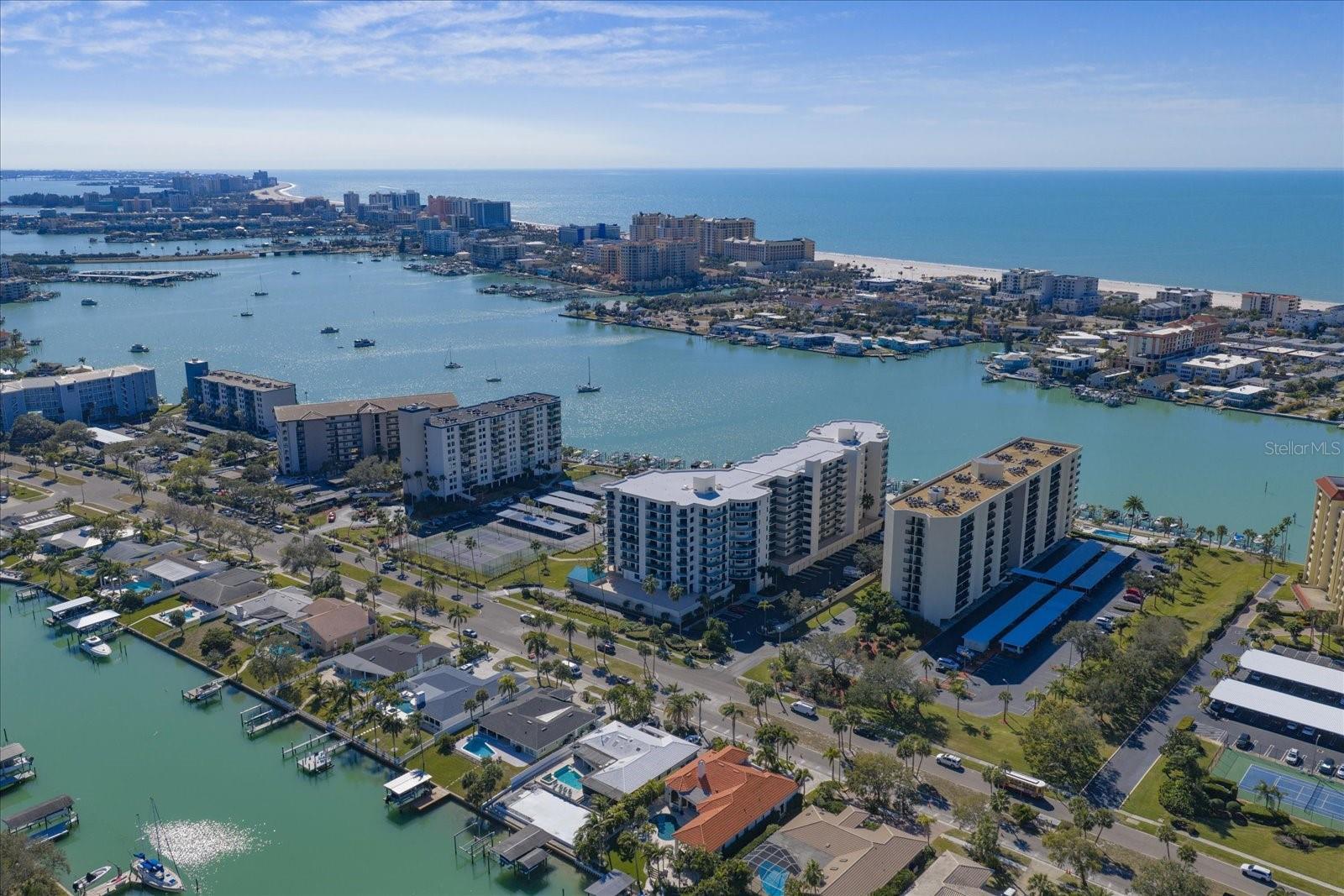 SUNWATCH ON ISLAND ESTATES - Residential