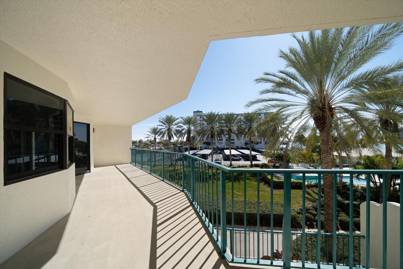 SUNWATCH ON ISLAND ESTATES - Residential