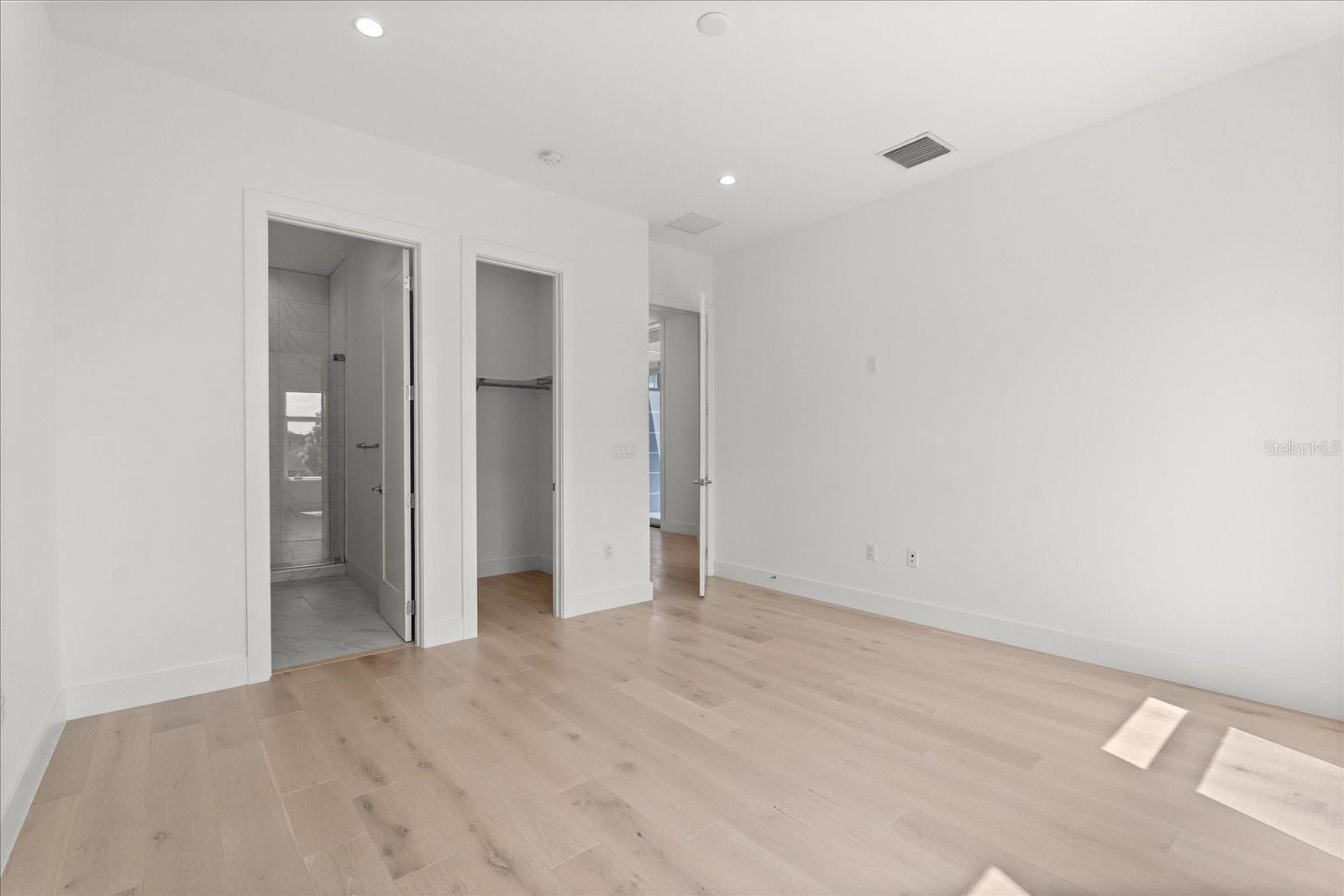 MONDRIAN/WINDER PARK TWNHMS - Residential