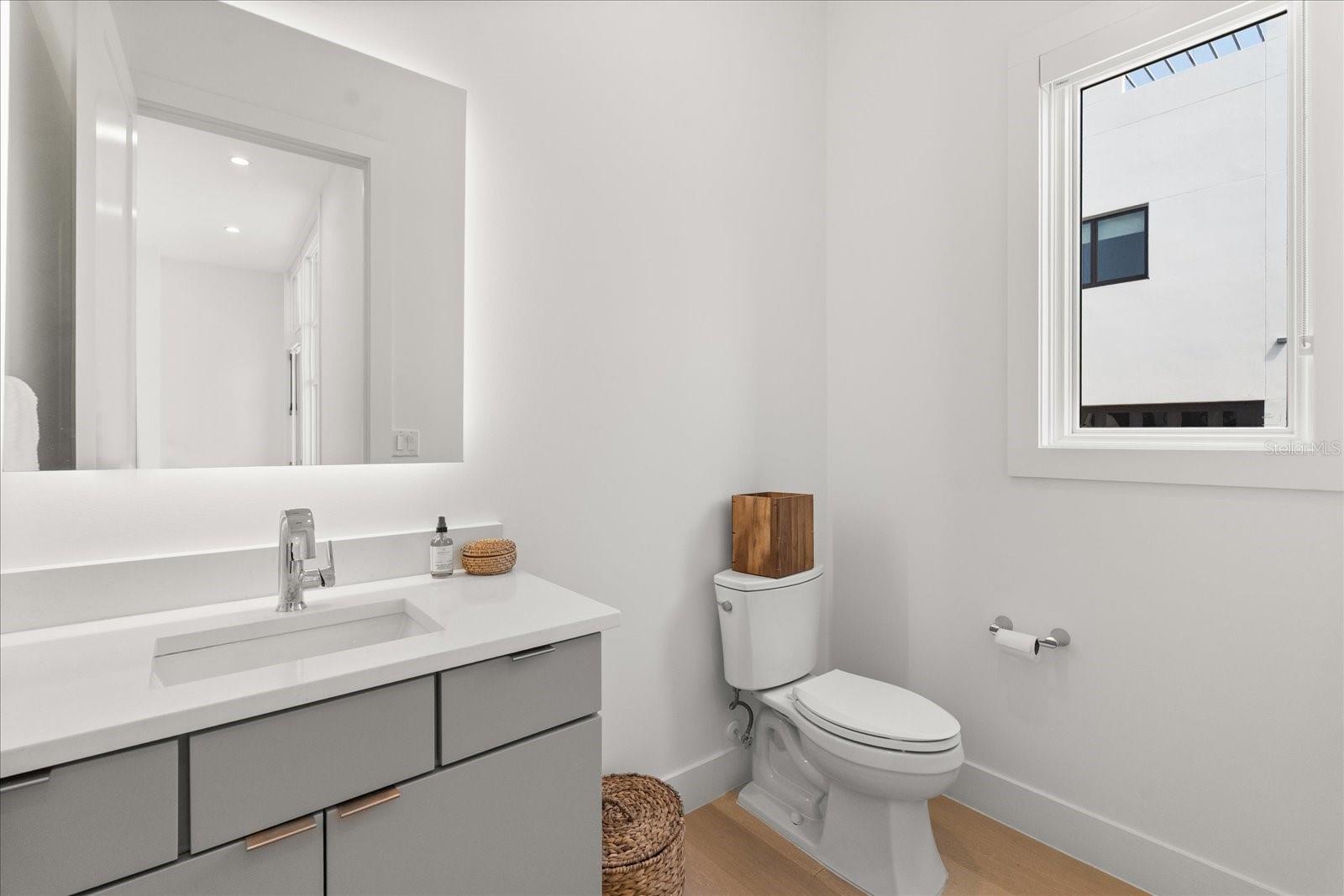 MONDRIAN/WINDER PARK TWNHMS - Residential