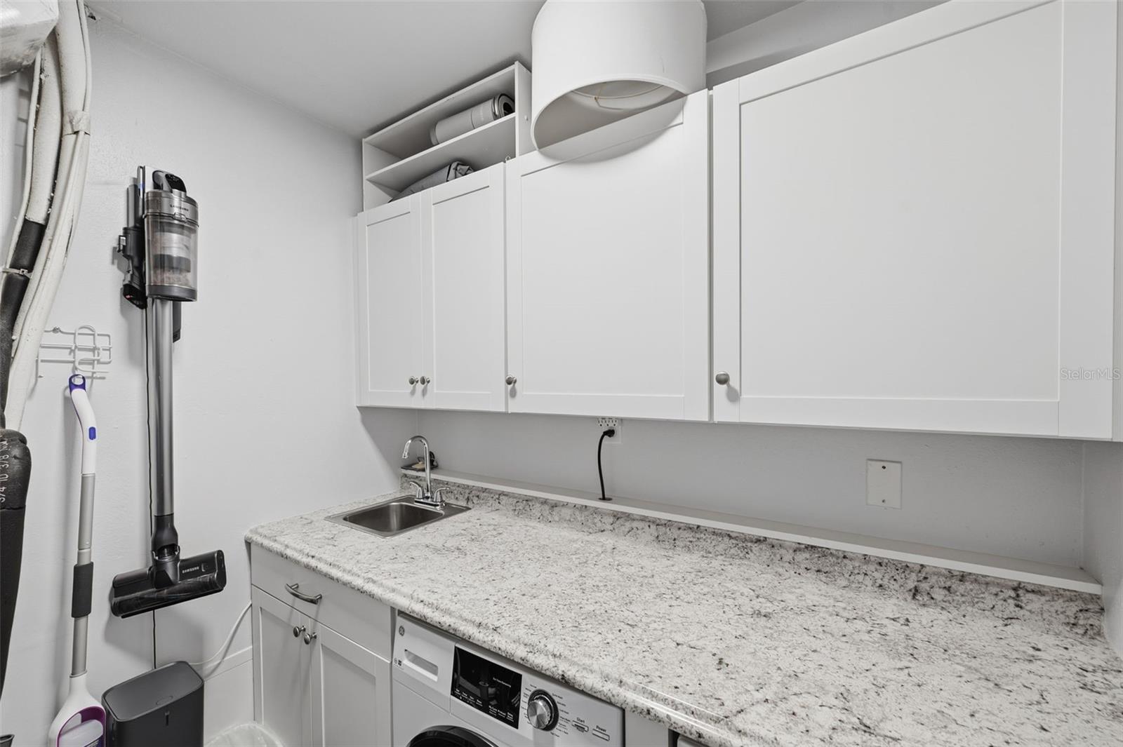 5400 GULF DRIVE APTS 2 - Residential