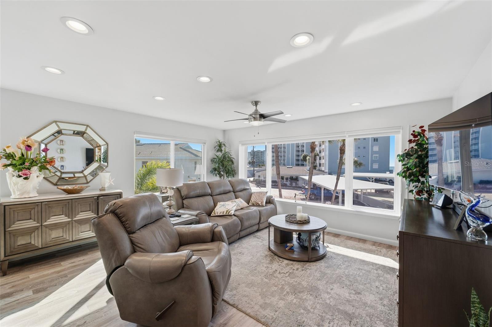 5400 GULF DRIVE APTS 2 - Residential