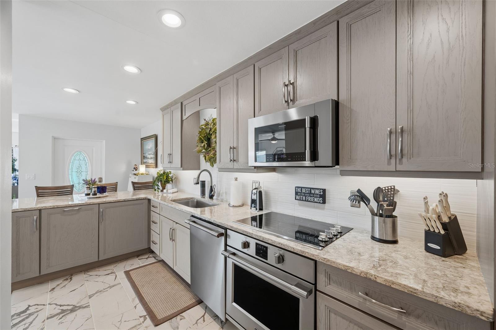 5400 GULF DRIVE APTS 2 - Residential