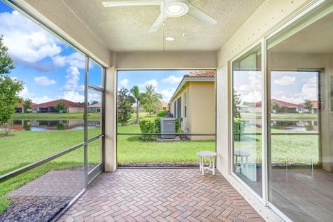 A home in WIMAUMA