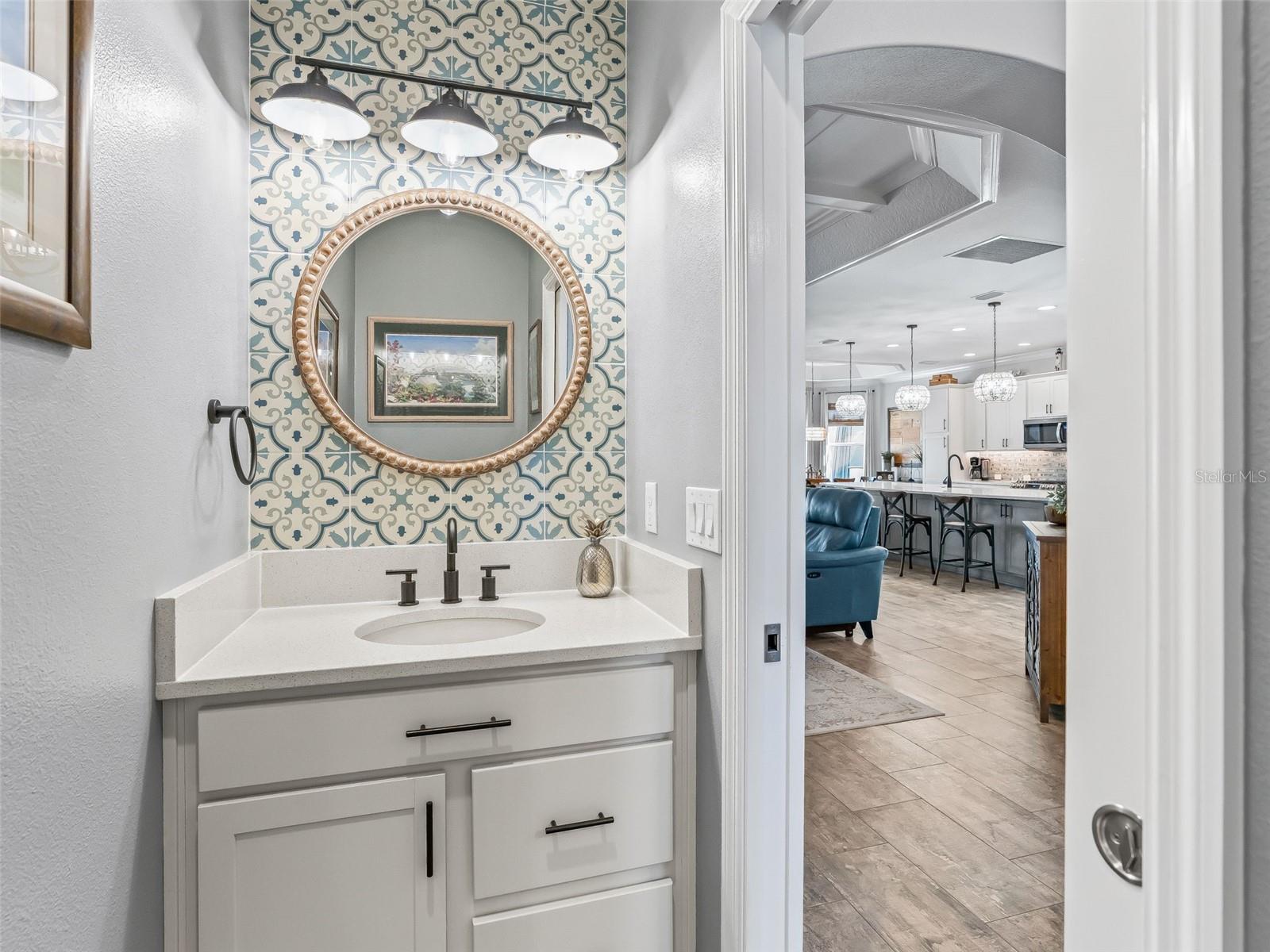 VILLAGES/SOUTHERN OAKS UN 33 - Residential