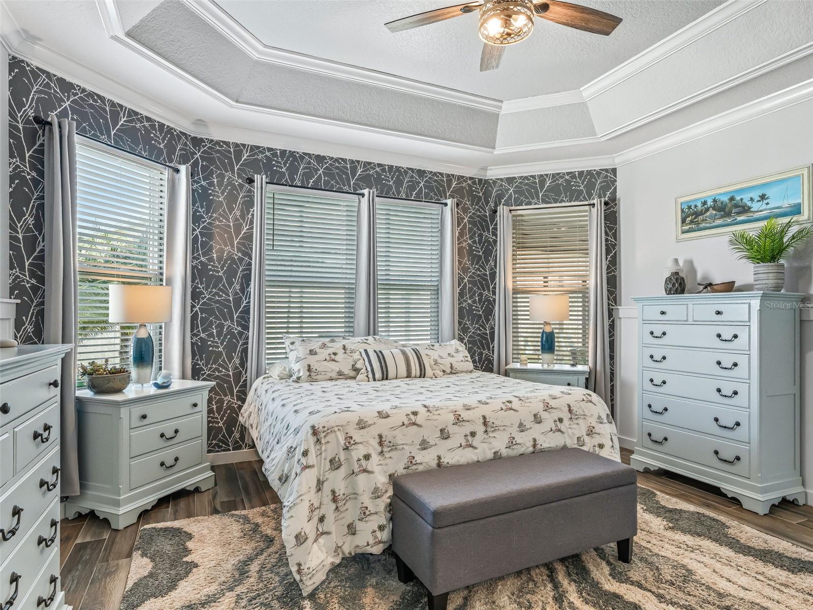 VILLAGES/SOUTHERN OAKS UN 33 - Residential