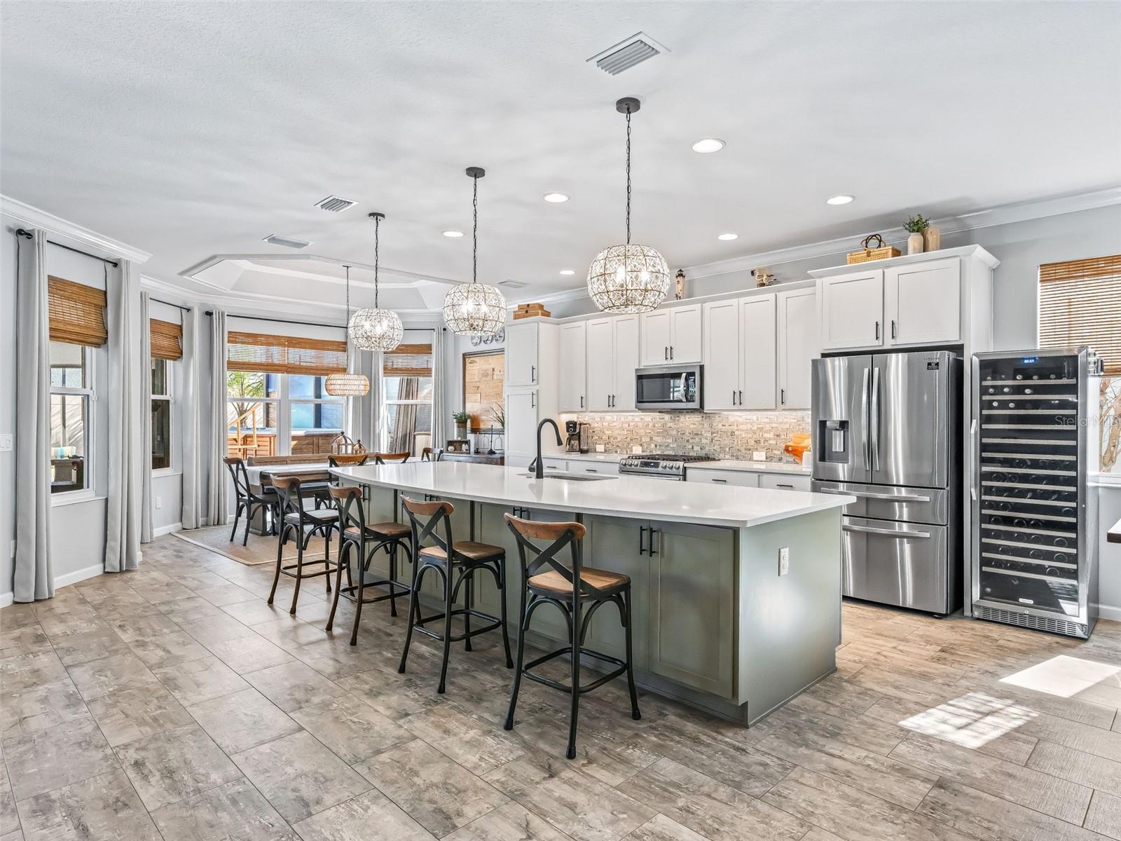 VILLAGES/SOUTHERN OAKS UN 33 - Residential