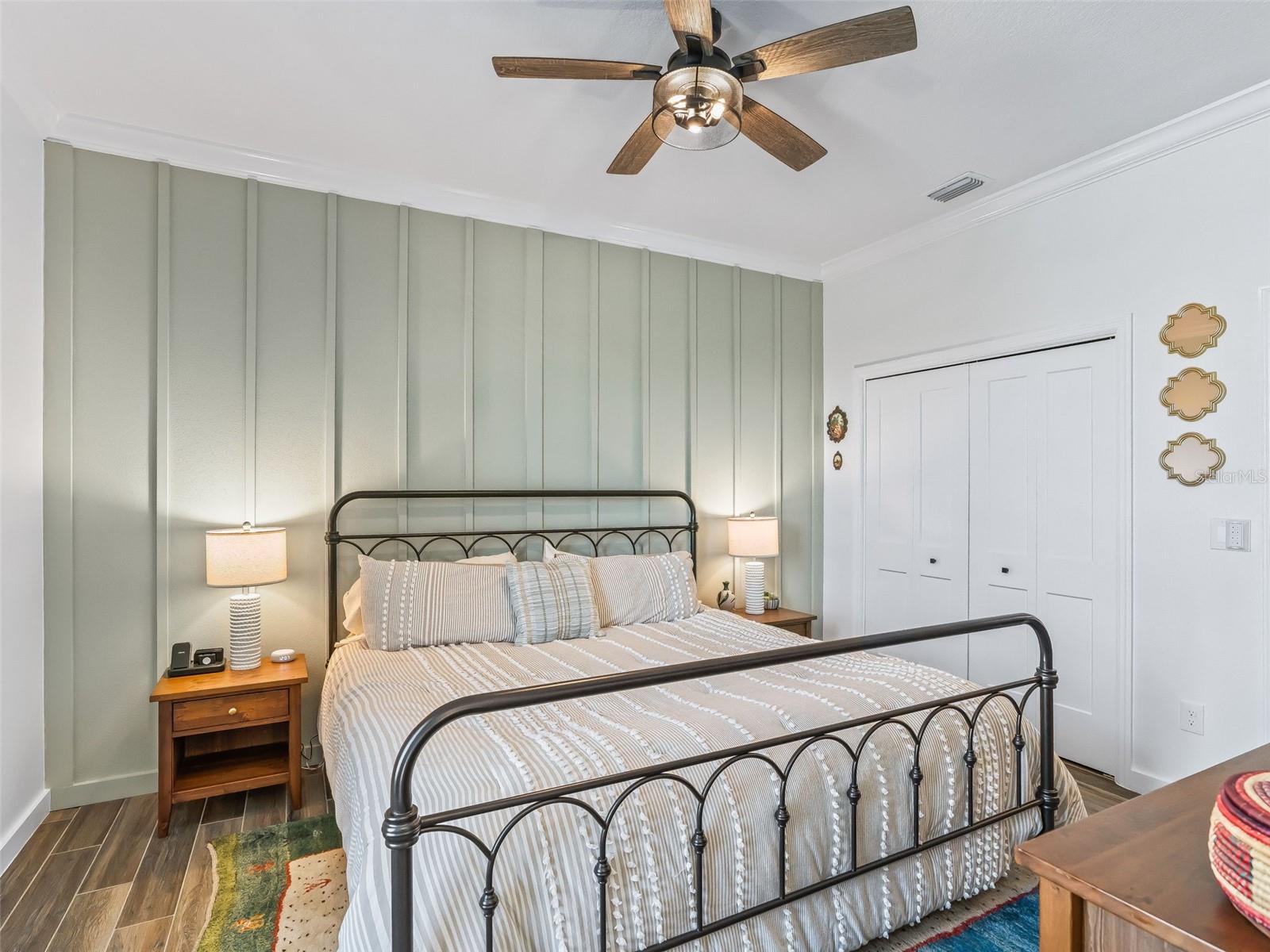 VILLAGES/SOUTHERN OAKS UN 33 - Residential