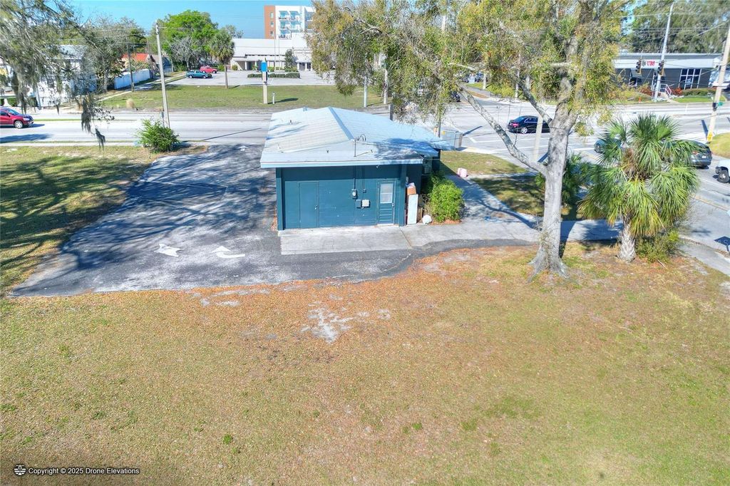Photo of 300 1st Street S, Winter Haven, FL 33880 (MLS # P4937360)