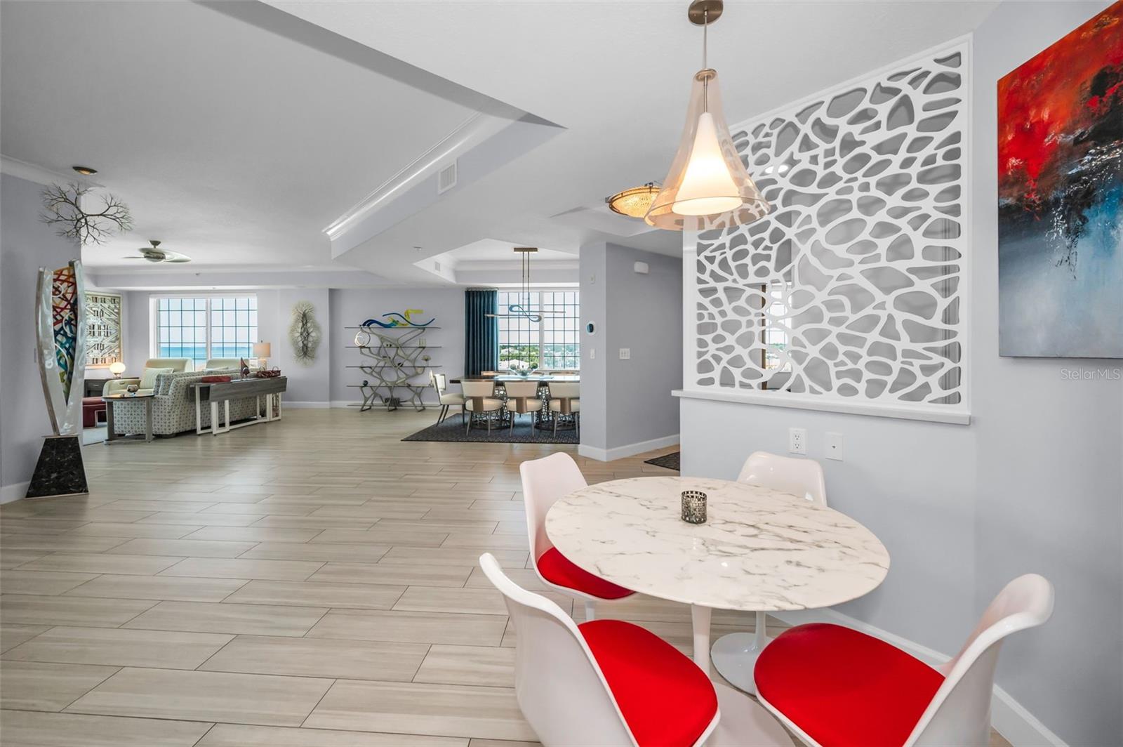 LA VISTANA B CONDO - Residential