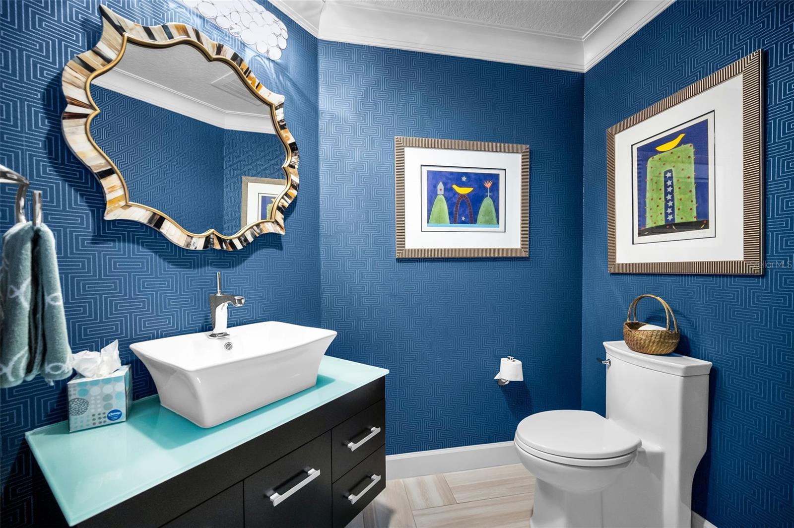 LA VISTANA B CONDO - Residential