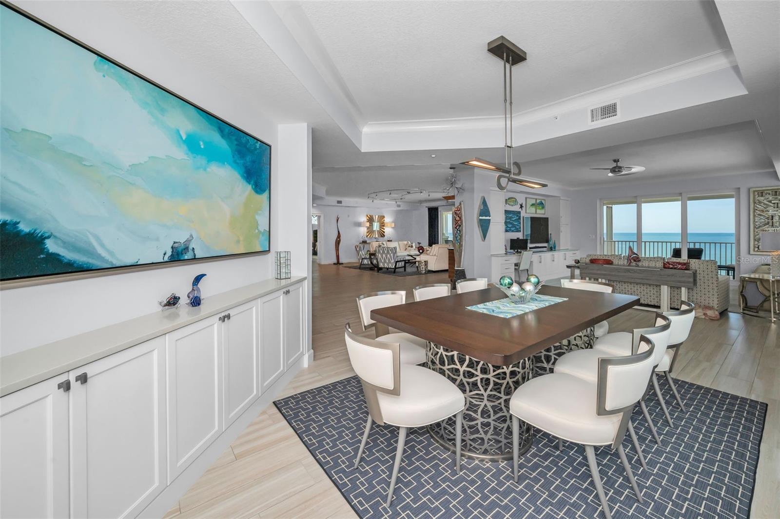 LA VISTANA B CONDO - Residential