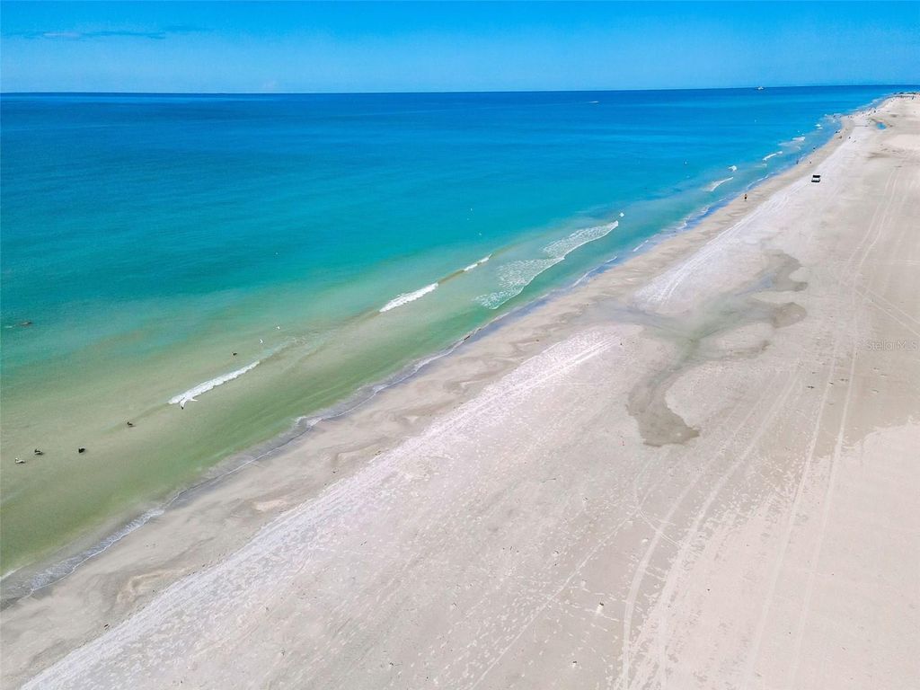 Photo of 17730 Gulf Boulevard #600, Redington Shores, FL 33708 (MLS # TB8428094)